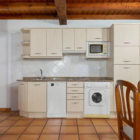 El Rincon De Holiday home Bustio